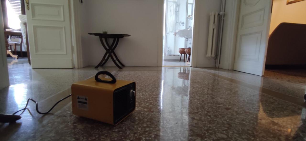 Flat Six Apartment *